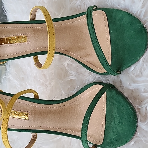 Cute heels - Picture 2 of 11